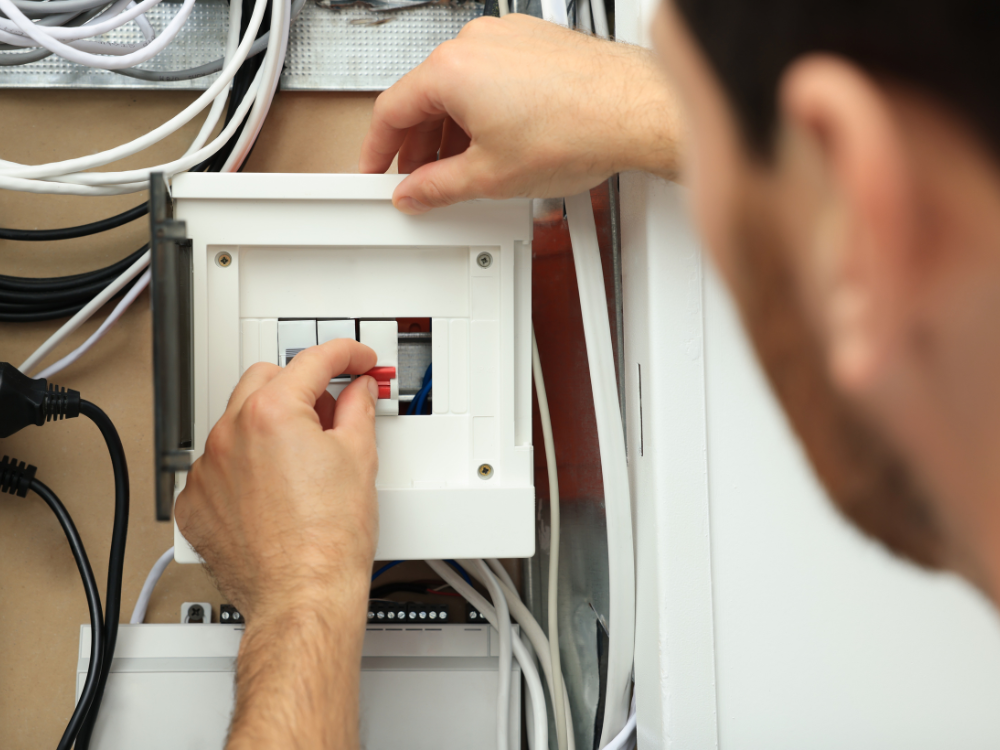 Vì sao nên sử dụng cầu dao tự động